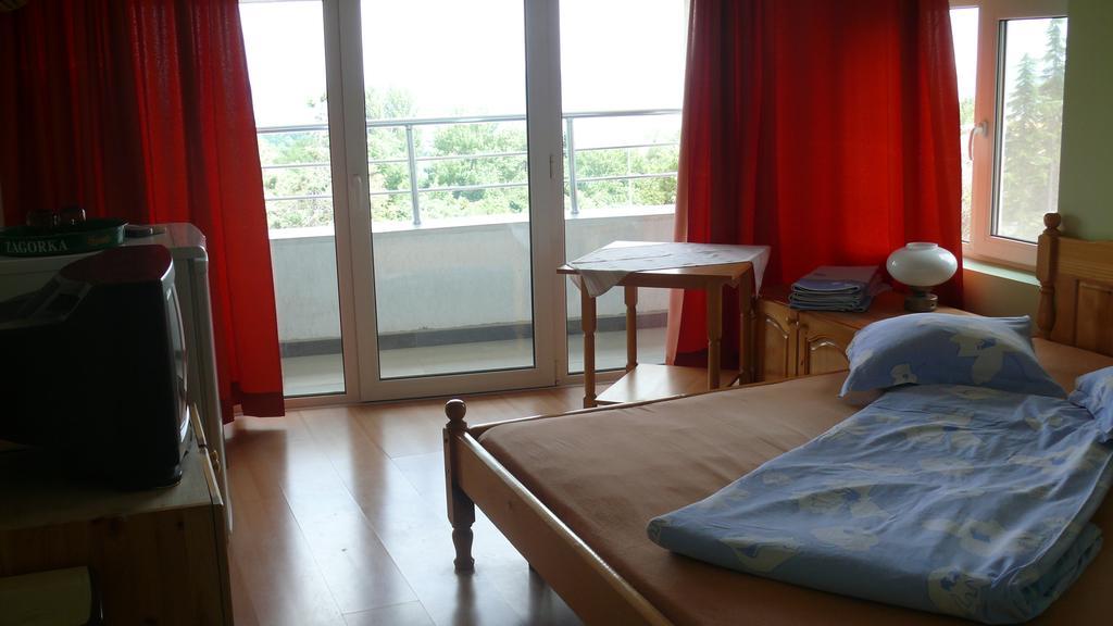 Villa Climate Guest House Varna Quarto foto