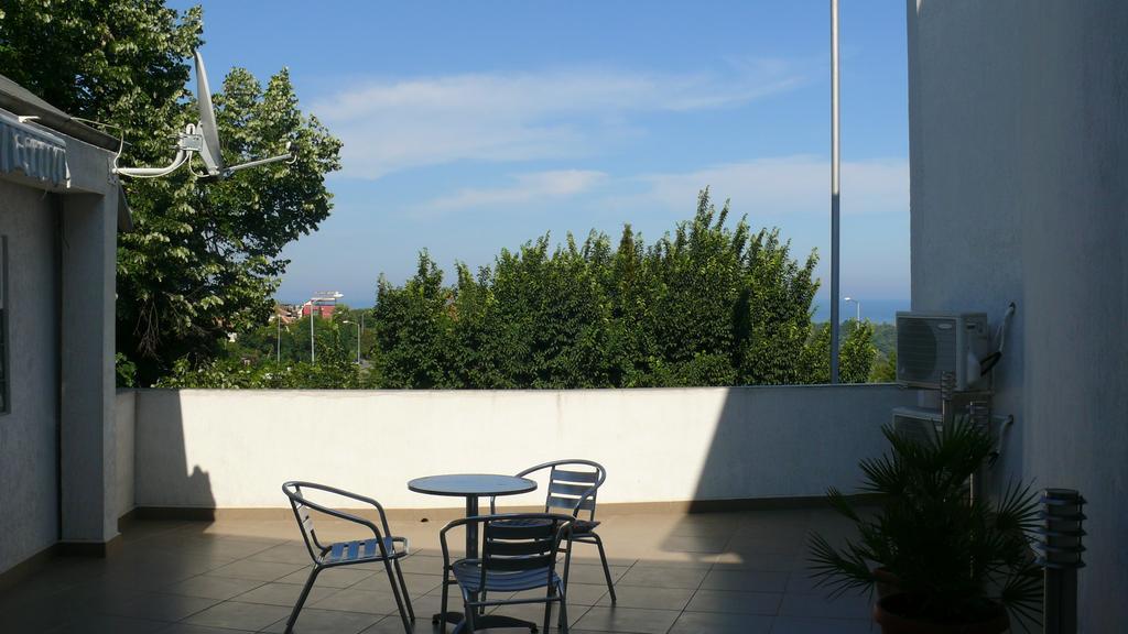 Villa Climate Guest House Varna Quarto foto